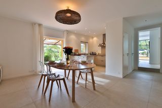  Maison � vendre 10 pi�ces 305 m�