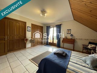  Maison � vendre 8 pi�ces 234 m�