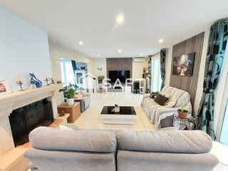  Maison � vendre 8 pi�ces 207 m�