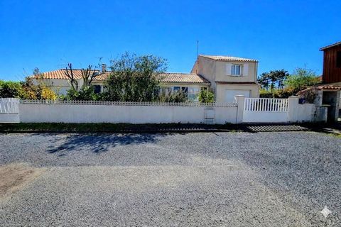   MAISON 150M2 - 4 CHAMBRES - 2 GARAGES - TERRAIN 416M2 Maison - 6 pi�ce(s) - 150 m�