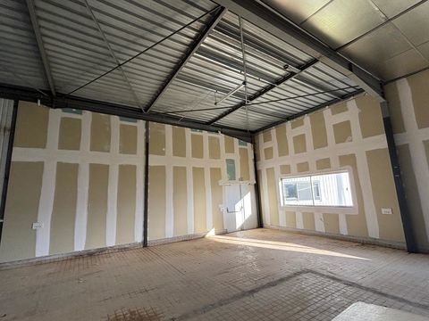 Local de 50 m2 pour stockage 55000 14440 Douvres-la-delivrande