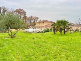  Maison � vendre 8 pi�ces 233 m�