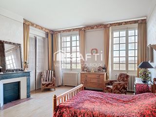  Propri�t�/ch�teau � vendre 11 pi�ces 690 m�