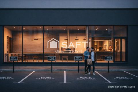 Fr&eacute;jus snack neuf avec 4 parkings priv&eacute;s 150000 83600 Frejus