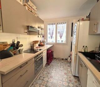  Appartement � vendre 4 pi�ces 65 m�