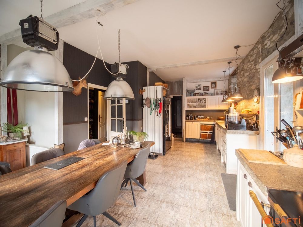 � vendre  Propri�t�/ch�teau Saint-B�at-Lez (31440)