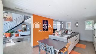  Maison � vendre 5 pi�ces 212 m�