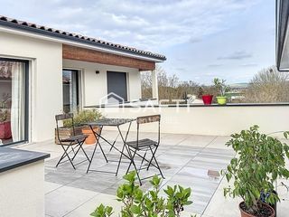  Maison � vendre 5 pi�ces 204 m�