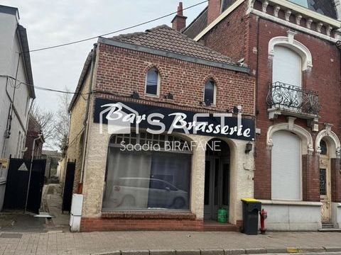 Local commercial avec jardin 96667 62440 Harnes