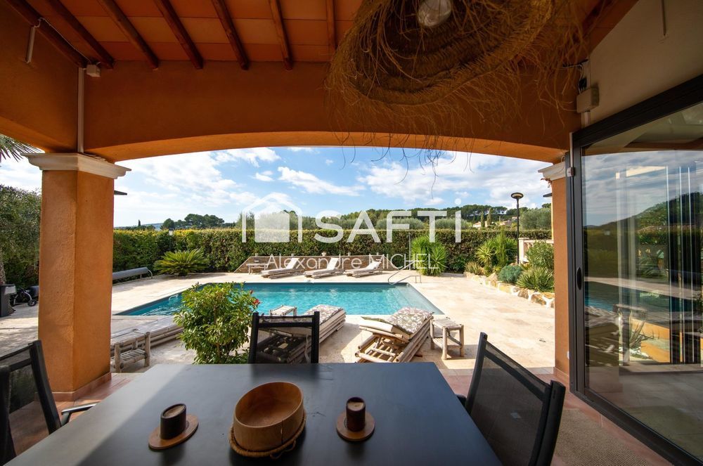 � vendre  Maison La Cadi�re-d'Azur (83740)