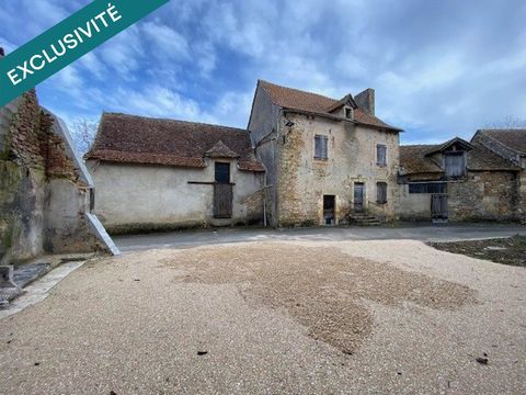   Ste CROIX - Maison 158 m� � restaurer avec hangar 48 m� Maison - 5 pi�ce(s) - 158 m�