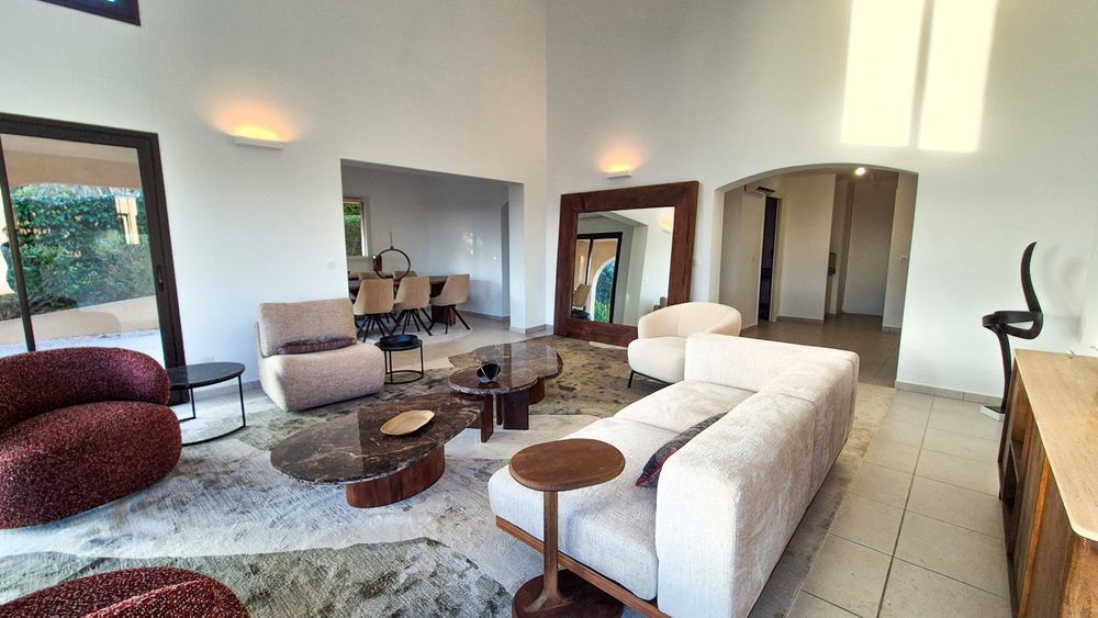 � vendre  Maison Saint-Rapha�l (83700)