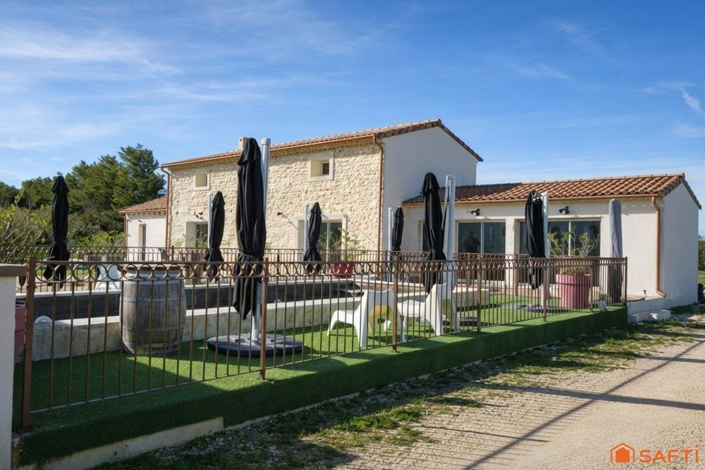 � vendre  Maison Pernes-les-Fontaines (84210)