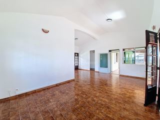  Appartement � louer 4 pi�ces 120 m�