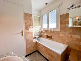  Maison � vendre 8 pi�ces 135 m�