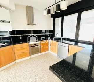  Maison � vendre 5 pi�ces 105 m�