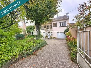  Immeuble � vendre 211 m�