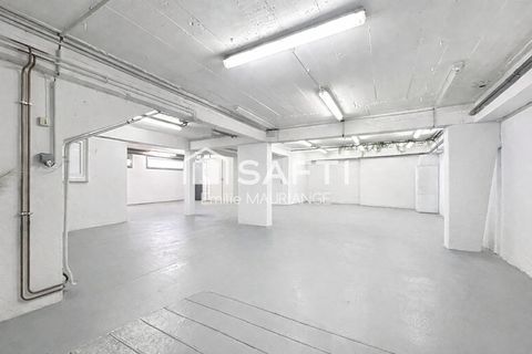 Proche des halles - Espace professionnel en souplex 590 49300 Cholet