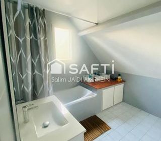  Maison � vendre 9 pi�ces 249 m�