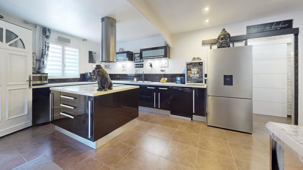 � vendre  Maison Flayosc (83780)