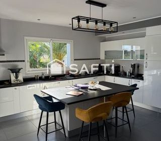  Maison � vendre 5 pi�ces 170 m�