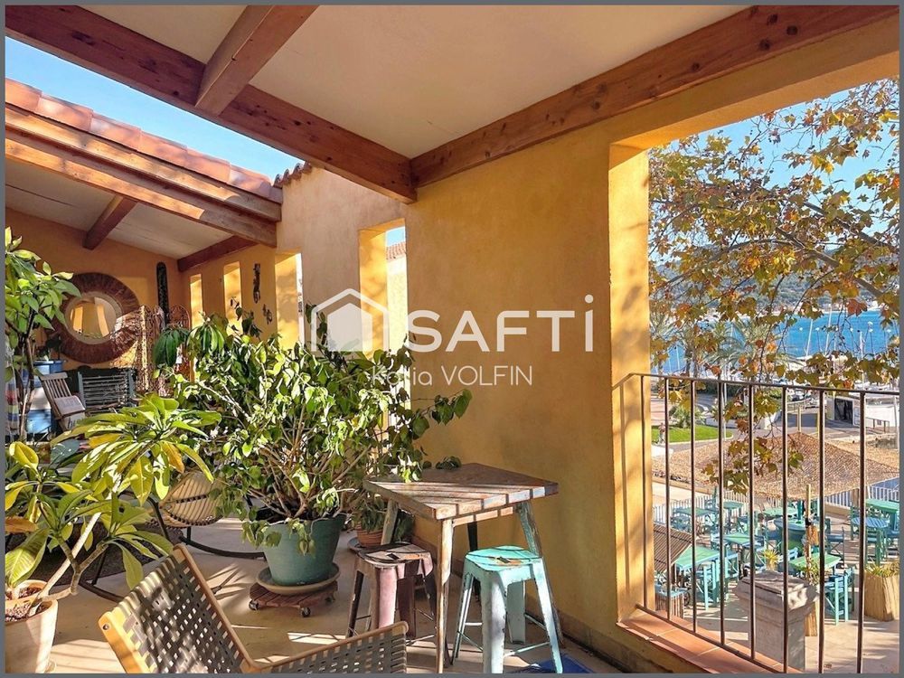 � vendre  Appartement Saint-Cyr-sur-Mer (83270)