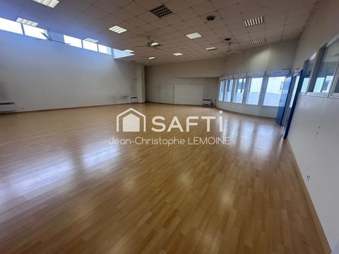 Local centre ville  150 m2 1150 53200 Chateau-gontier