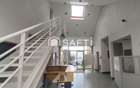 Vente immeuble de bureaux ind&eacute;pendant de 367 m&sup2; &agrave; Linas 885000 91310 Linas