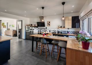  Maison � vendre 8 pi�ces 188 m�