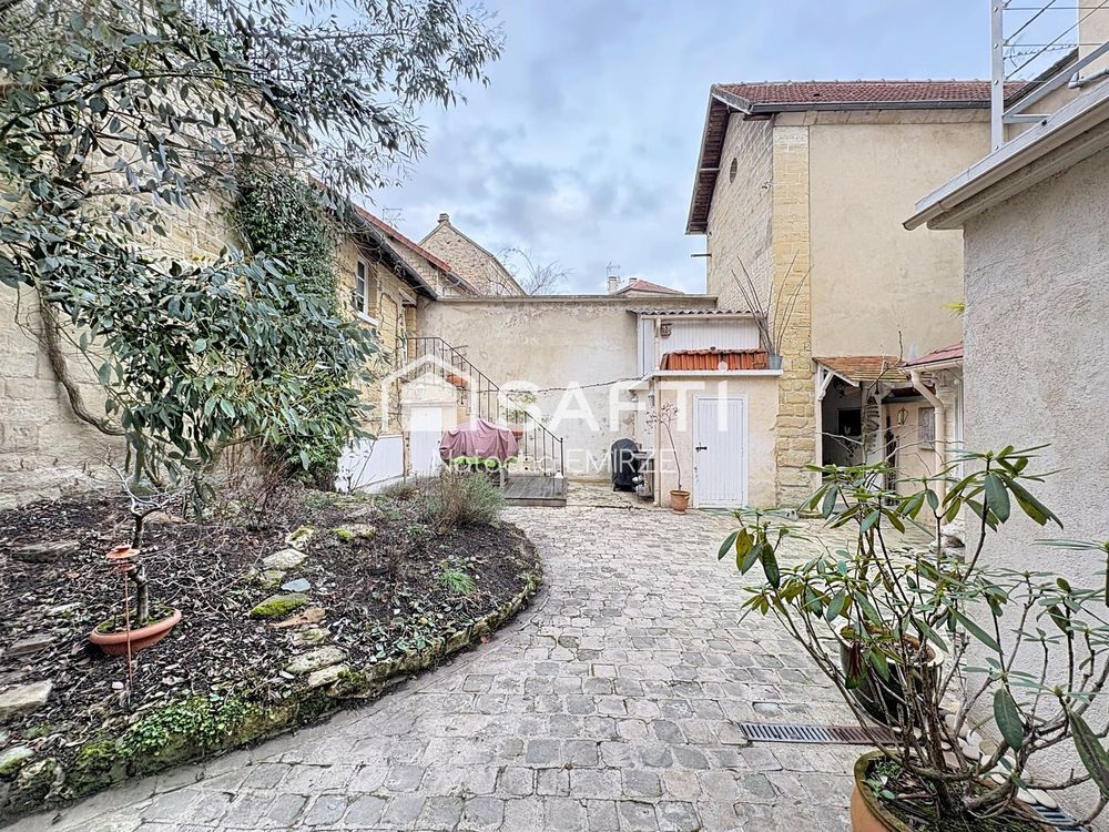 � vendre  Maison Le Mesnil-le-Roi (78600)