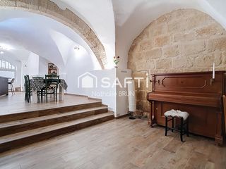  Maison � vendre 6 pi�ces 180 m�