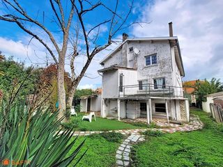  Maison � vendre 15 + pi�ces 300 m�