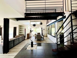  Maison � vendre 7 pi�ces 265 m�