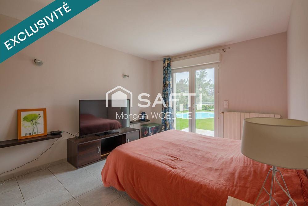 � vendre  Maison Bagnols-en-For�t (83600)