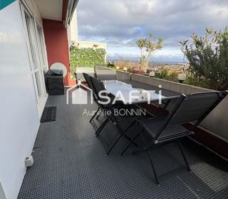  Appartement � vendre 5 pi�ces 89 m�