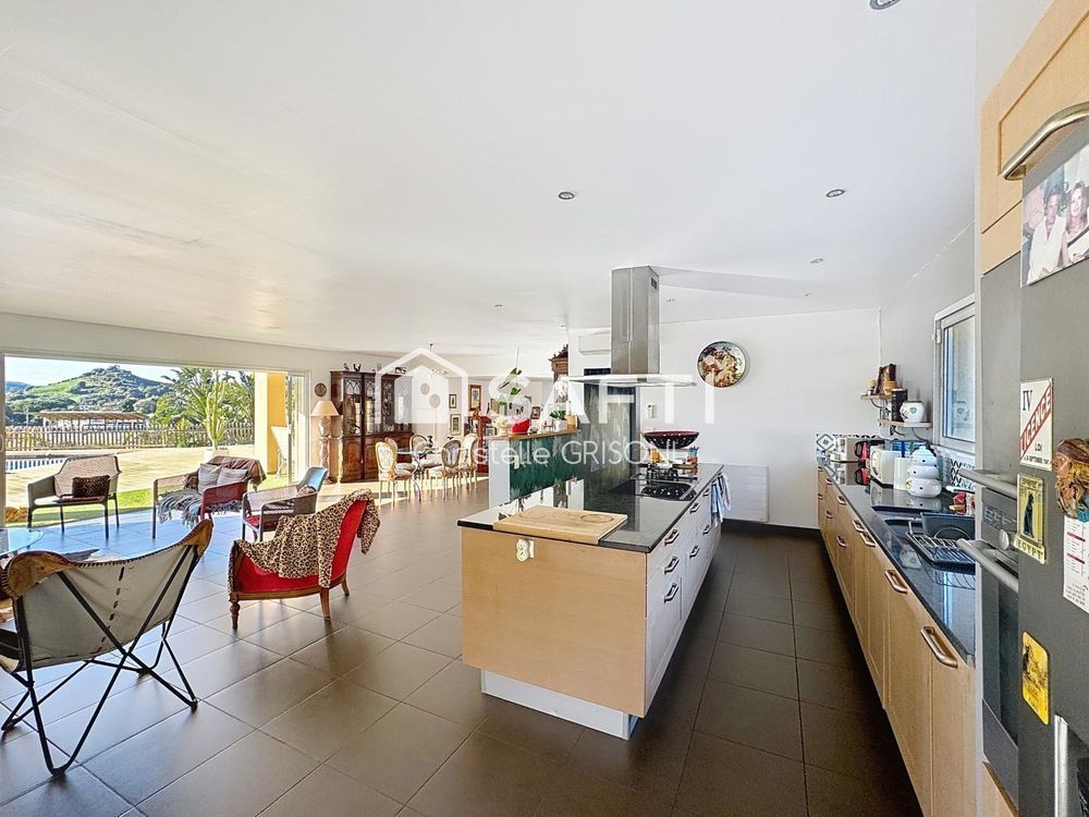 � vendre  Maison Afa (20167)