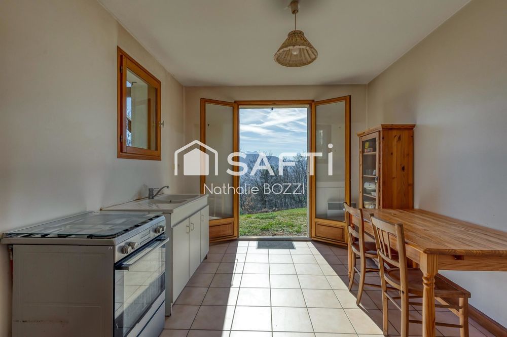 � vendre  Maison Corenc (38700)