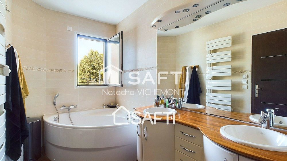 � vendre  Maison Angoulins (17690)