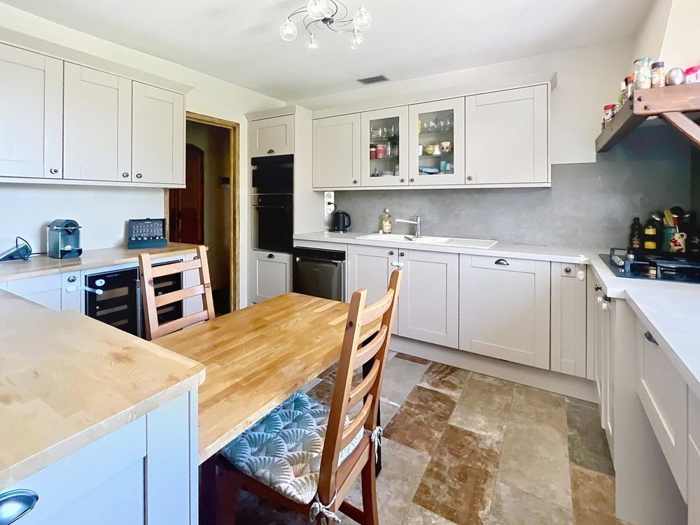 � vendre  Maison Simiane-Collongue (13109)