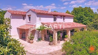  Maison � vendre 8 pi�ces 190 m�