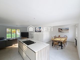  Maison � vendre 10 pi�ces 215 m�