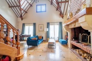  Maison � vendre 8 pi�ces 200 m�