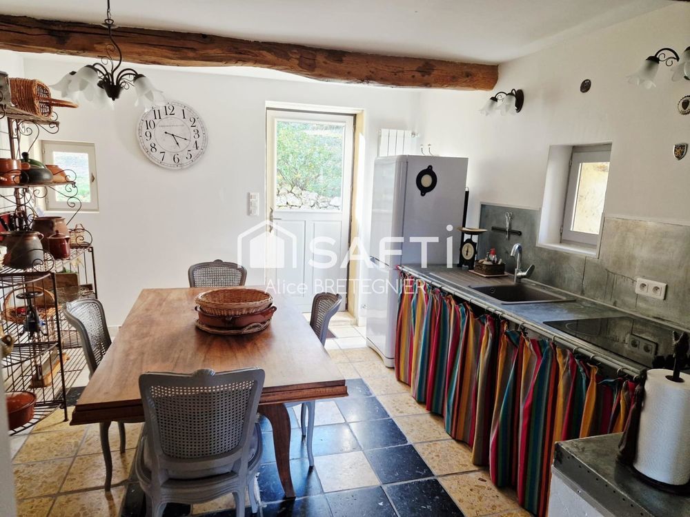 � vendre  Maison Simiane-la-Rotonde (04150)