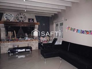  Maison � vendre 6 pi�ces 233 m�