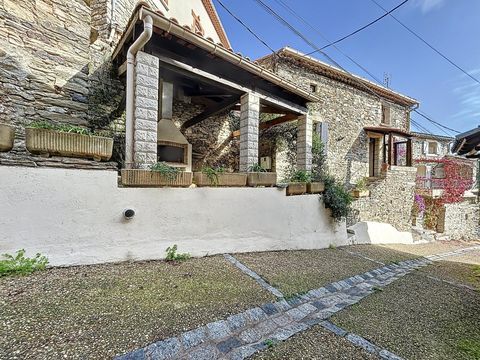   Maison de village T4 de 90m� avec terrasse et jardinet Maison - 5 pi�ce(s) - 90 m�