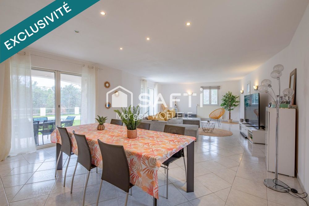 � vendre  Maison Bagnols-en-For�t (83600)