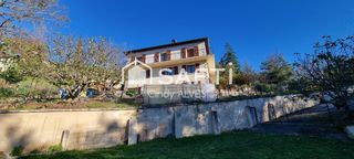  Maison � vendre 9 pi�ces 310 m�