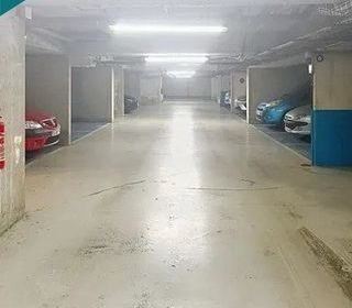  Parking / Garage � vendre 