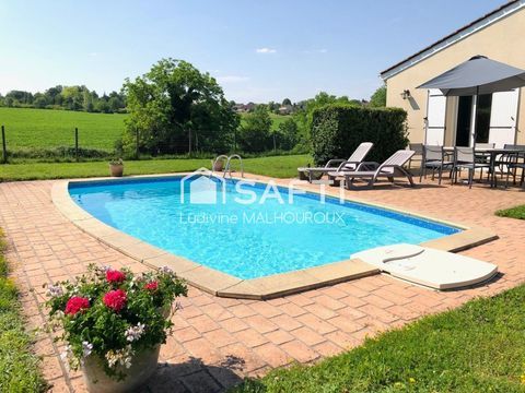   Maison de plein pied, avec piscine, 3 chambres, grand terrain & vue d�gag�e � Au calme, proche commodit�s Maison - 4 pi�ce(s) - 78 m�