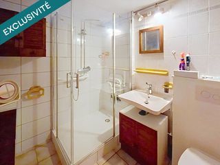  Immeuble � vendre 171 m�